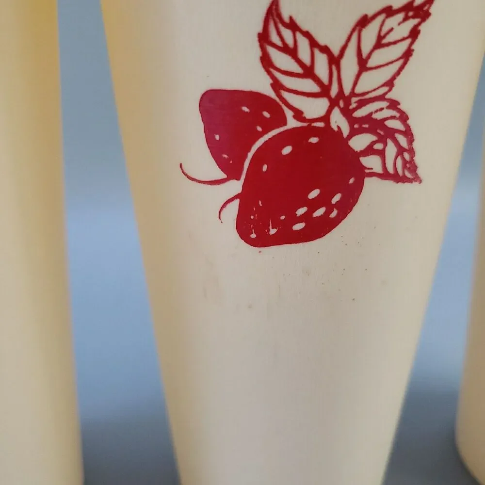 Vintage Strawberry Cups Plastic Tumblers Red Cream Set of 6 Retro Kitchen